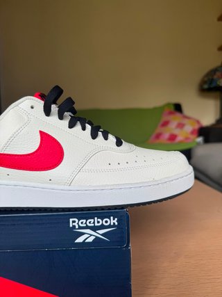 Zapatillas Nike Court Vision Low Blancas Rojas