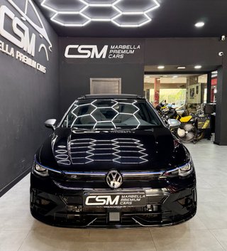 Volkswagen GOLF R 8,5 333cv