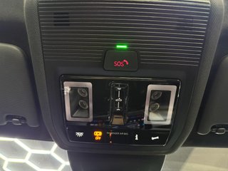 Volkswagen GOLF R 8,5 333cv