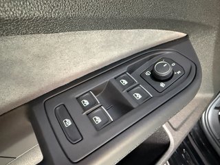 Volkswagen GOLF R 8,5 333cv