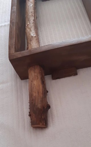 Estantería rústica rama árbol madera