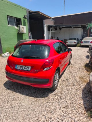 Peugeot 207 2010