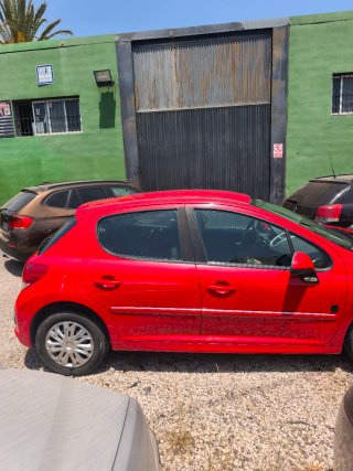 Peugeot 207 2010