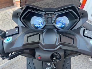 Wottan Strom 125 Negra