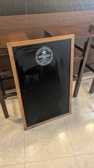 Pizarra Estrella Damm