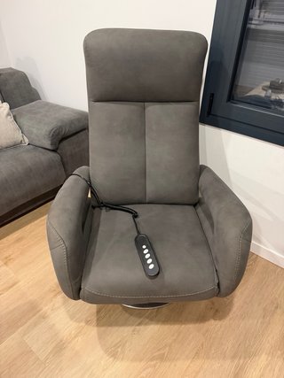 Sillón reclinable eléctrico gris