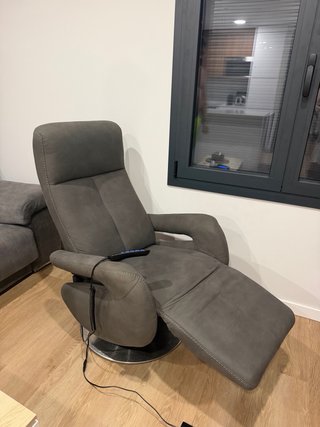 Sillón reclinable eléctrico gris