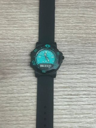 Orologio Lorus Digitale Nero e Verde Acqua