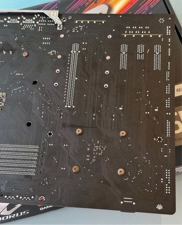 Nuova scheda madre Gigabyte B550 AORUS ELITE V2