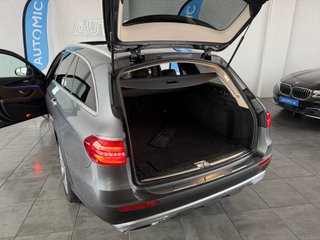Mercedes-Benz Clase E E 220 d 4MATIC All-Terrain Estate