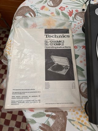 Plato Technics SL-1210MK2 + Manual + Tapa