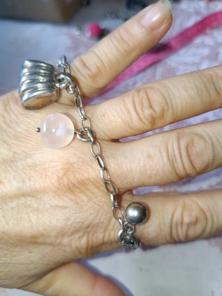 Pulsera Plata con Dijes Rosados