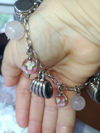 Pulsera Plata con Dijes Rosados