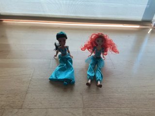 Muñecas Disney Merida y Jasmin