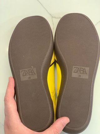 Zapatillas Zara Deportivas Amarillas y Marrones