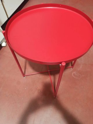 Mesa auxiliar roja redonda metal