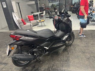 Yamaha XMAX 125 Negro