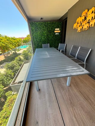 Conjunto terraza extensible + 8 sillas
