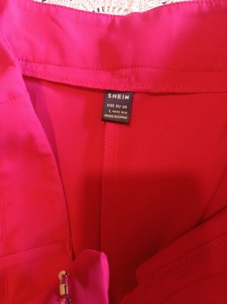 Pantalón corto fucsia