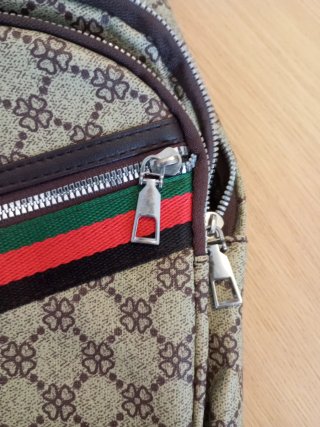 Riñonera Estilo Gucci. VENTA EN PERSONA