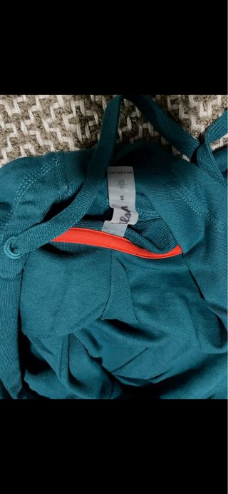 Sudadera Wilson Roja y Azul Marino