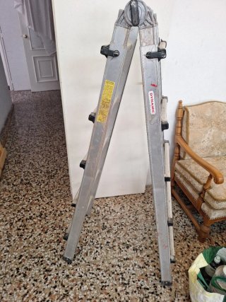 Escalera extensible aluminio fuerte