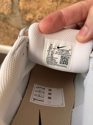 Nike P6000 Oro y Blanco