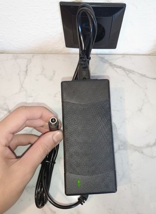 Cargador Patinete Eléctrico Xiaomi