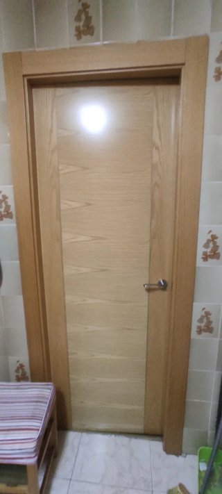 Puerta madera haya