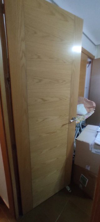 Puerta madera haya