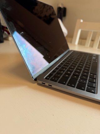 MacBook Air M1 (2020) – 8 GB –