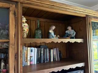 Auténtico mueble de madera maciza (+100 años)