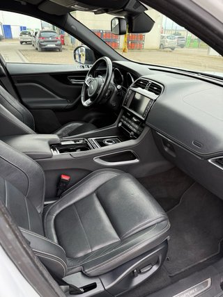 Jaguar F-Pace R sport 2.0 awd