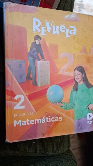 Hola buenas tengo libros de la 2 ESO , 5 primaria.