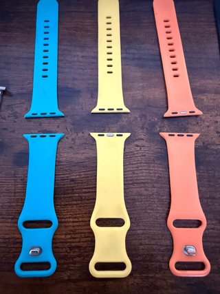 Apple Watch SE 40mm e 7 bracciali diversi