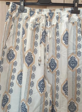 Lote 2 pantalones estampados
