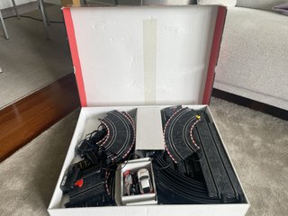 Scalextric COMPACT LOOPINATOR