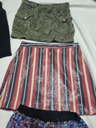 Lote 6 faldas x 30€