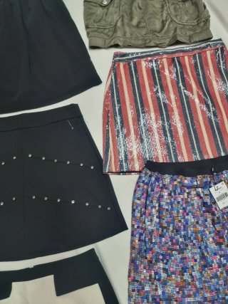 Lote 6 faldas x 30€