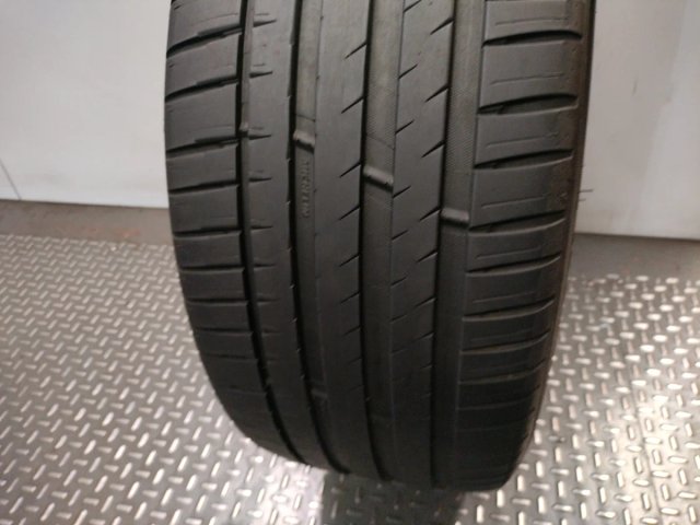 Neumático de ocasión 255/45 R20 105W