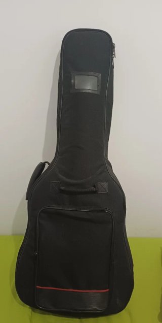 Guitarra Álvaro N. 27 con funda
