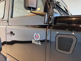 Land Rover Defender 90 SW SE