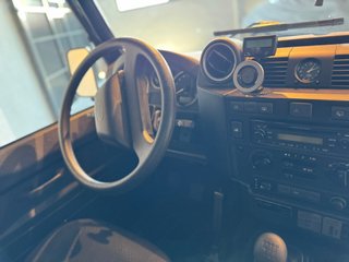 Land Rover Defender 90 SW SE