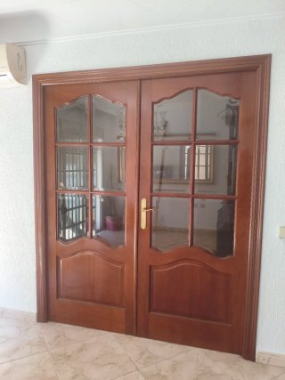 Puertas de madera con cristal