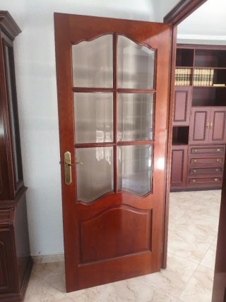 Puertas de madera con cristal