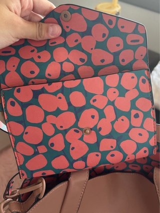 Bolso beige pequeño