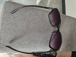 Occhiali da sole donna neri e viola