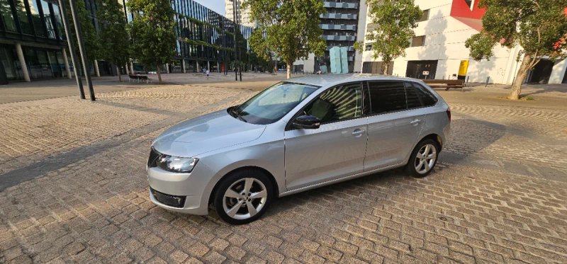 Skoda Spaceback 2016 - foto 1