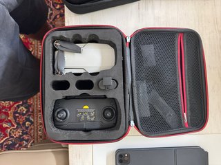 DJI Mini 2 Drone + Mando + Estuche