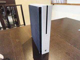 Xbox One S Blanca + 2 Mandos